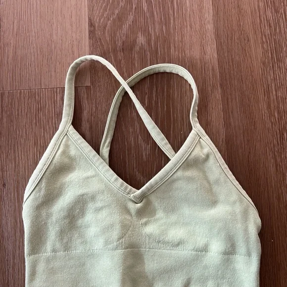 Alo Yoga Set - Picture 5 of 6